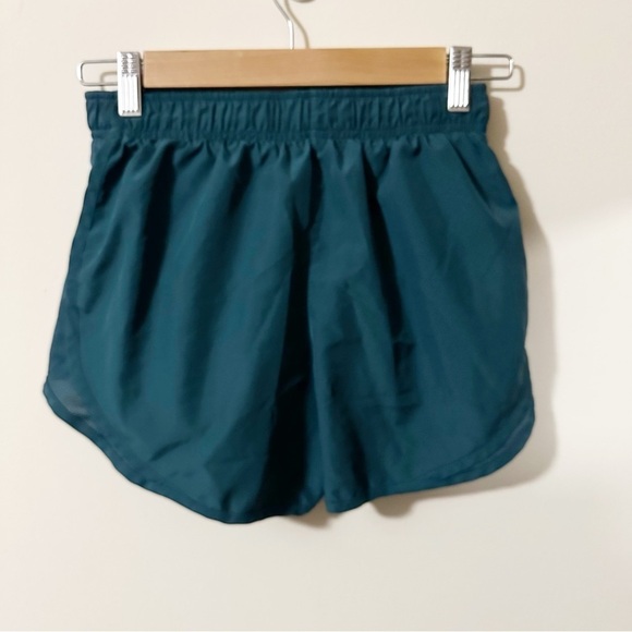 Nike Dri Fit Womens Green Tempo Running Shorts Size XS Athletic - Picture 2 of 8